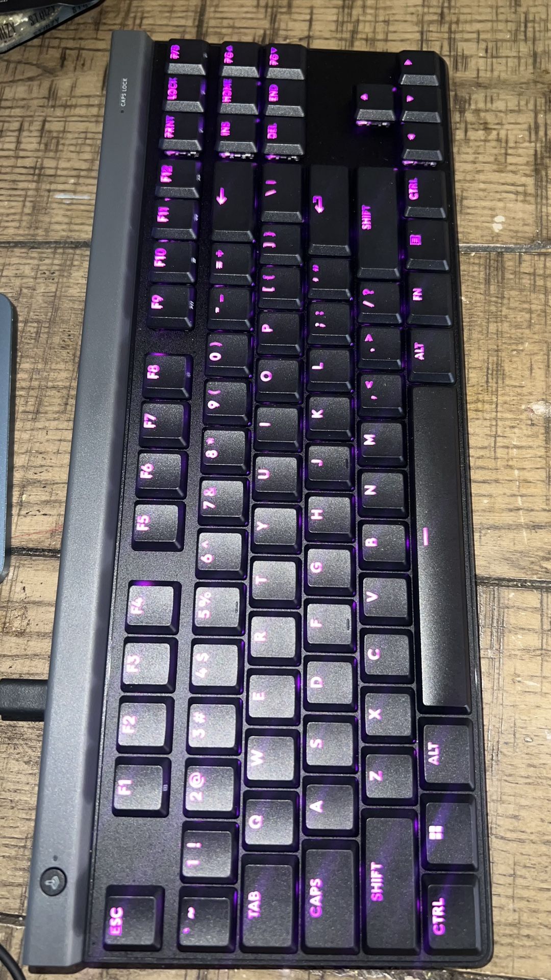 Logitech G515 TKL Low Profile Gamming Keyboard