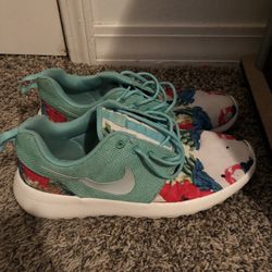 Nike Flower Roshe Runs 