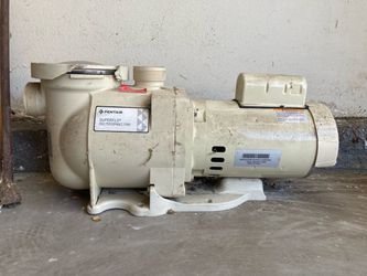 Pentair 340039 SuperFlo Pool Pump 1.5 HP
