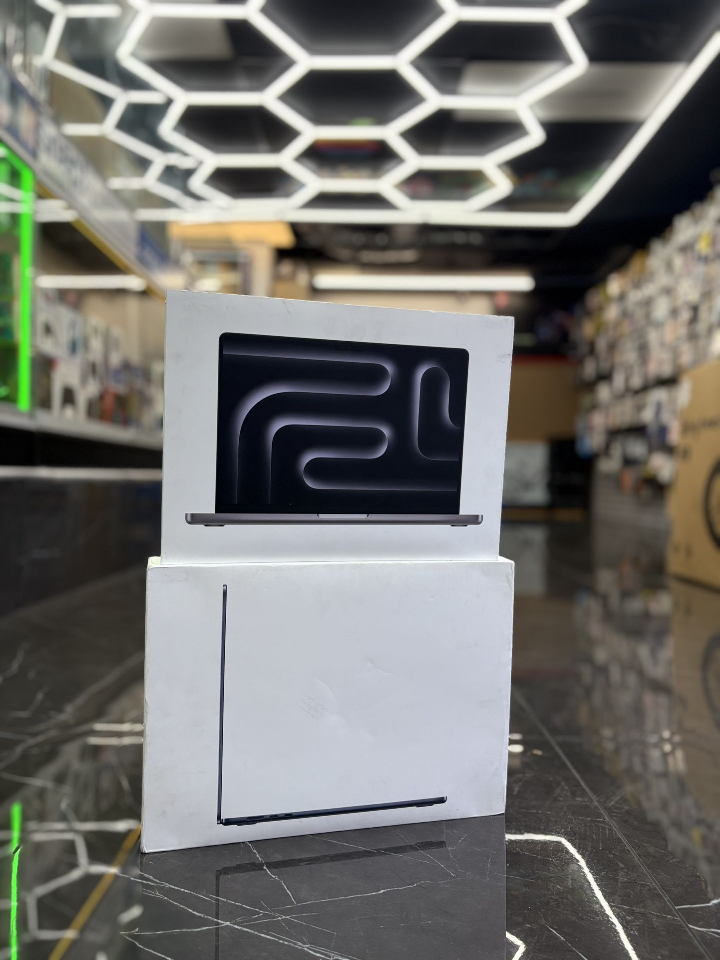 MacBook Pro 14 & 16 Inch (Latest Model)