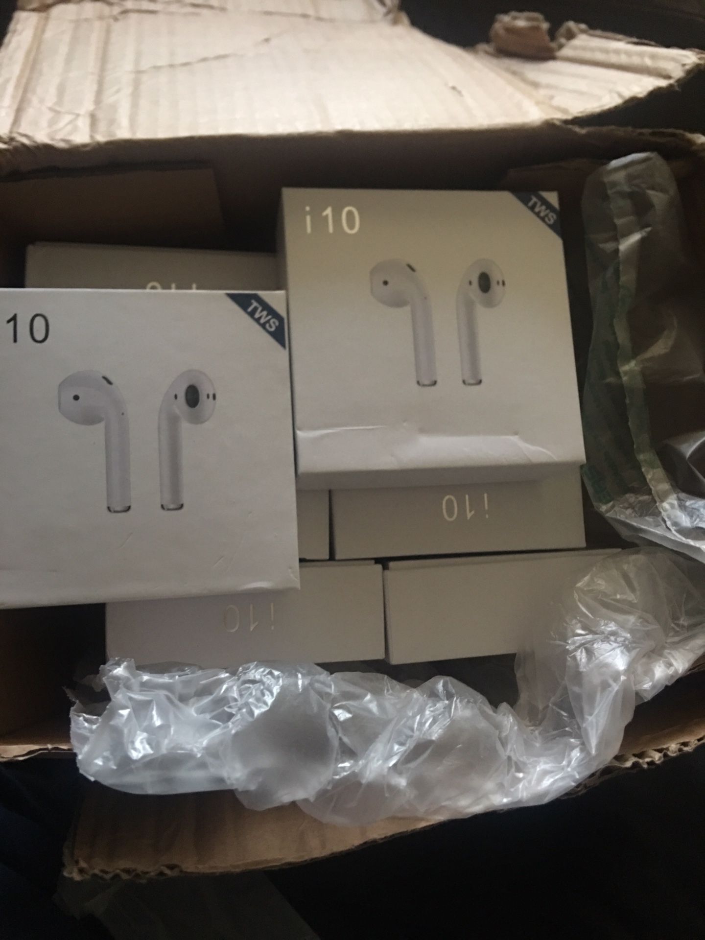 i10 Airpods