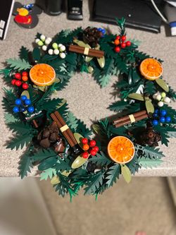 Built LEGO Icons Wreath