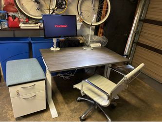 Steelcase migration electric desk