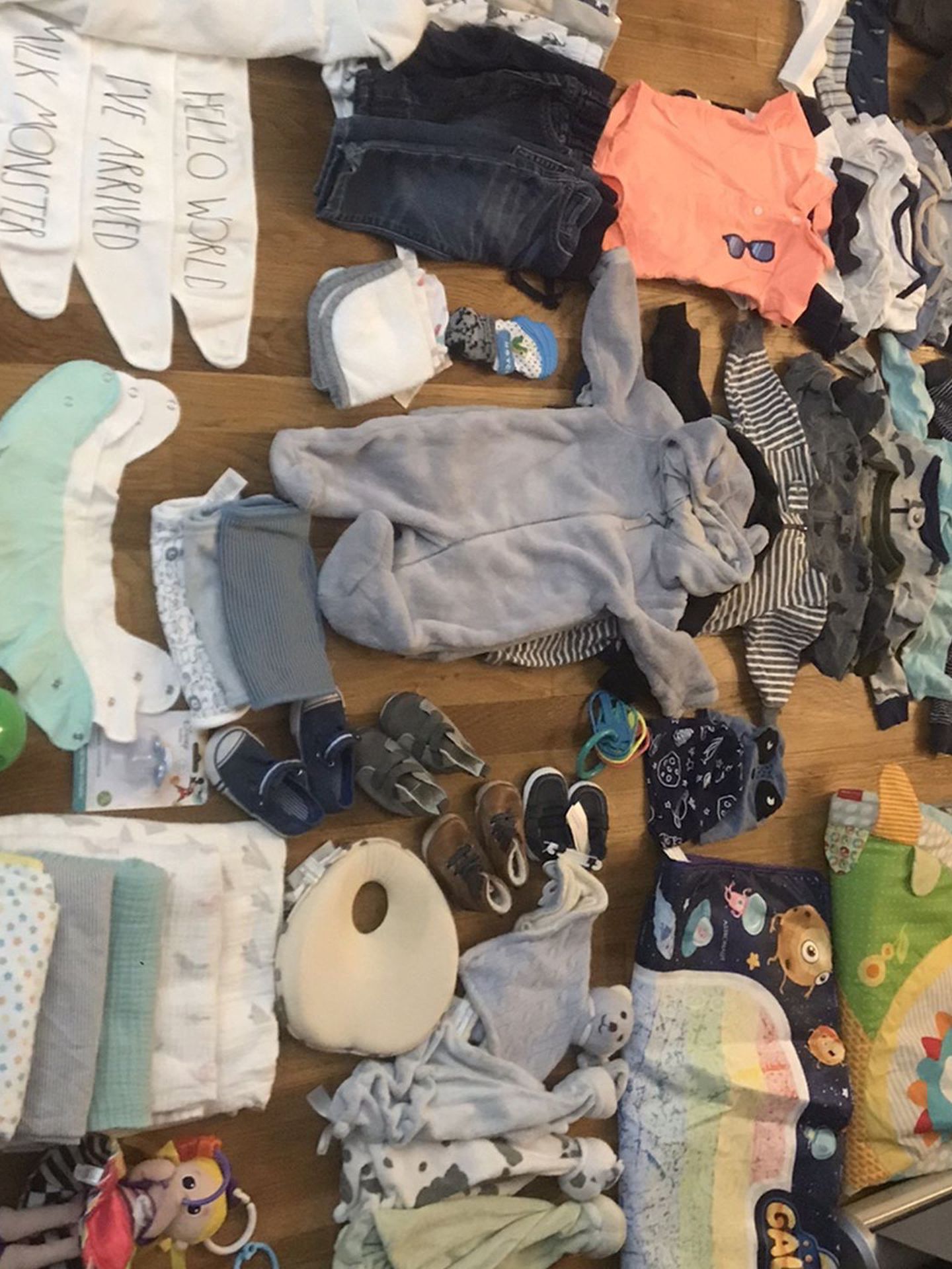 Hugge Bundle Of Baby Boy Clothes + Items ! Read Description