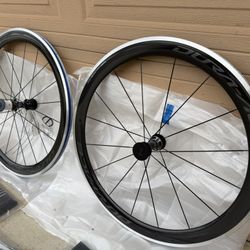Carbon Wheelset  Dura Ace  WH-9100
