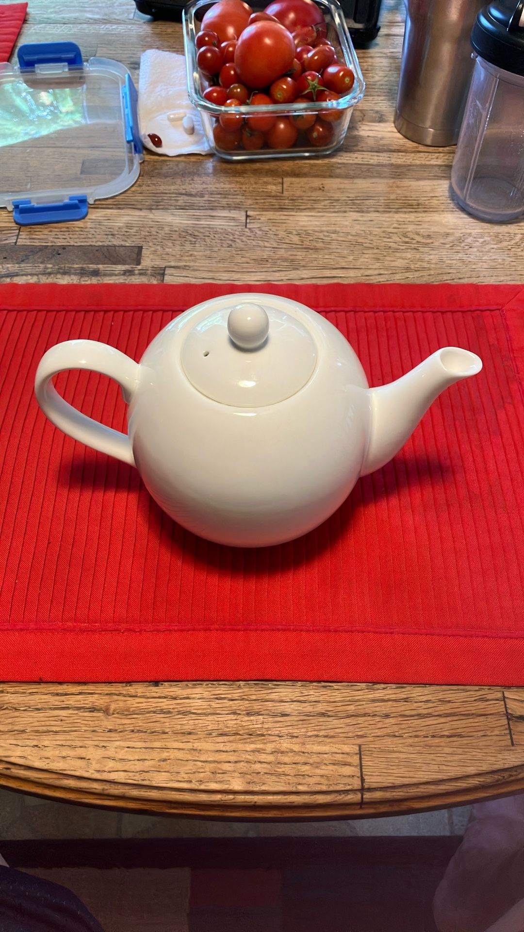 40oz. DOWAN Porcelain White TeapotTea Pot, Dishwasher Safe, Large Enough for 5 Cups - Compare @$50+