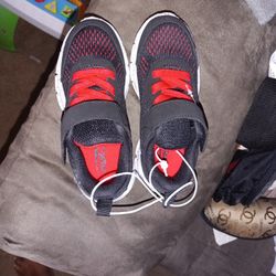 Boys Shoes Size 11 $16
