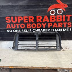 2015 F150 Air Shutter OEM 2017