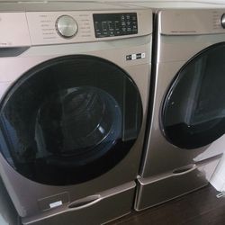 Samsung Bespoke Washer & Dryer W/ Storage