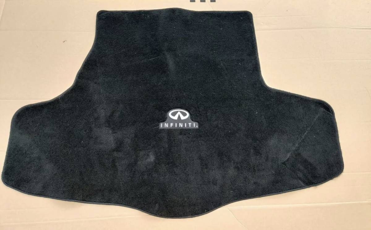 Infiniti G37 2009-2013 OEM cargo mat