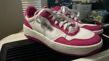Sketchers shoes