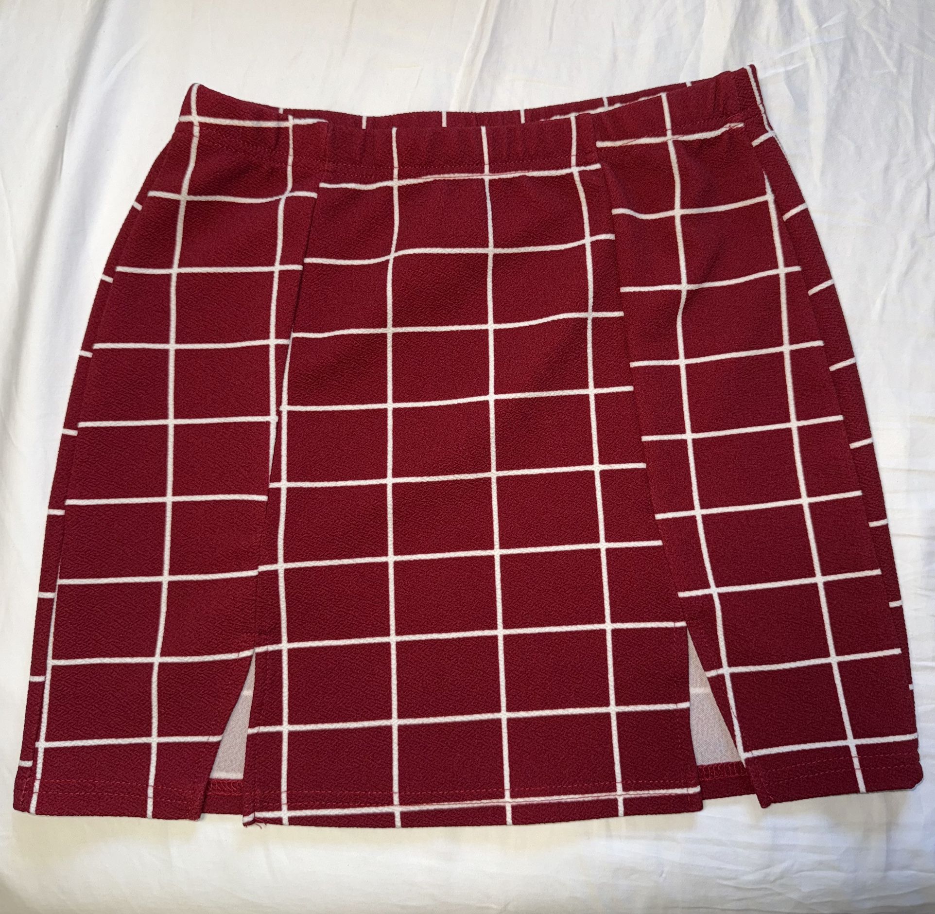 SHEIN Red Checkered Mini Skirt – Size Small | Trendy Grid Pattern