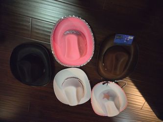 Sets of cowgirl hats for party