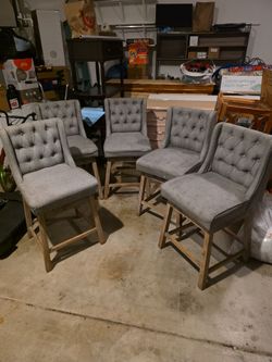 Set of 5 Gray Tufted Counter Bar Swivel Stools