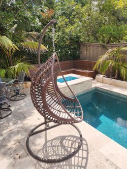 Hanging Egg Chair