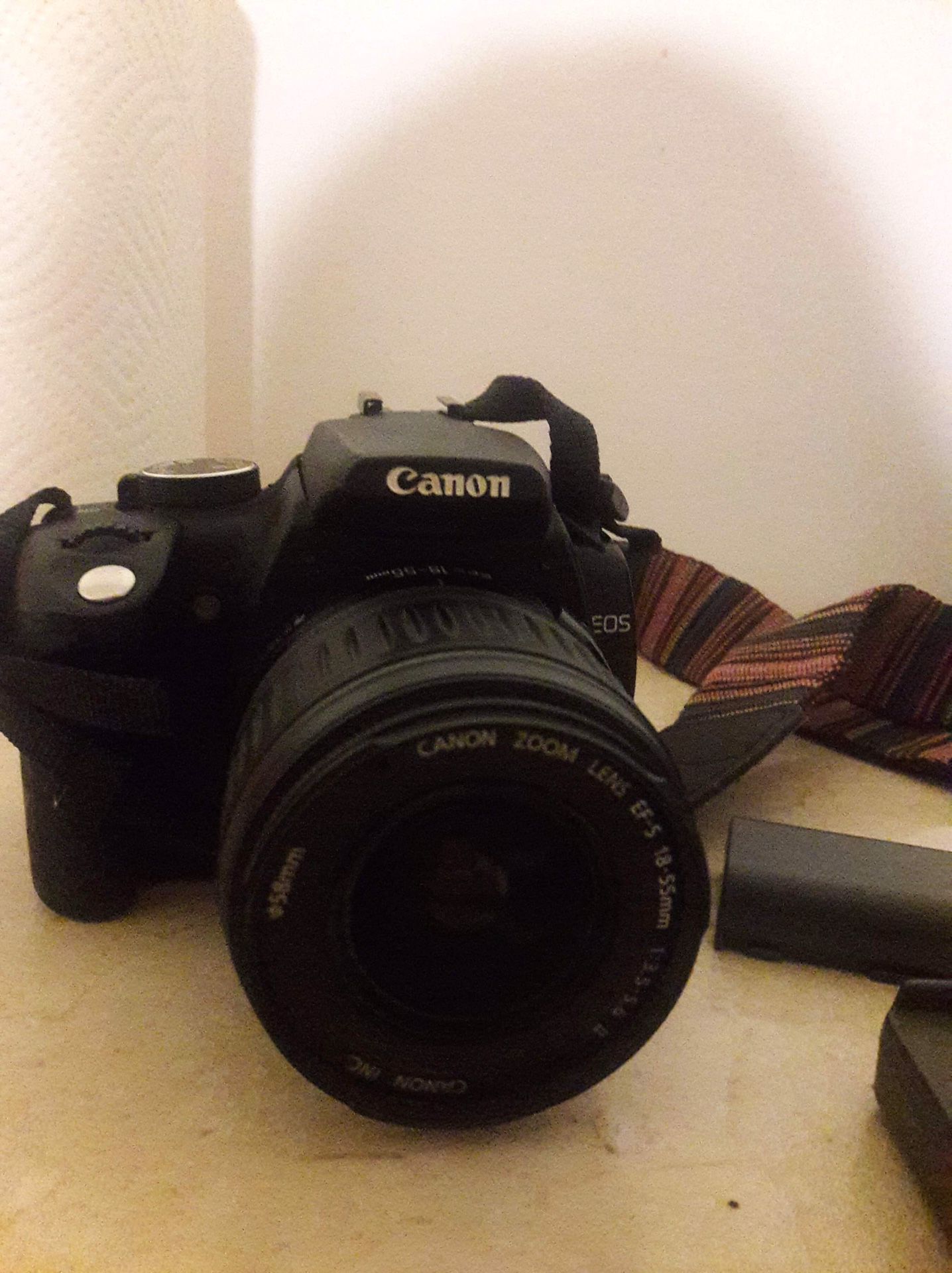 Canon Camera: Eos rebel Xt dslr