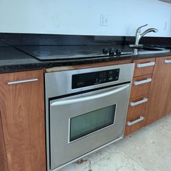Oven