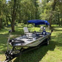 16’ Alumni craft Bass Boat