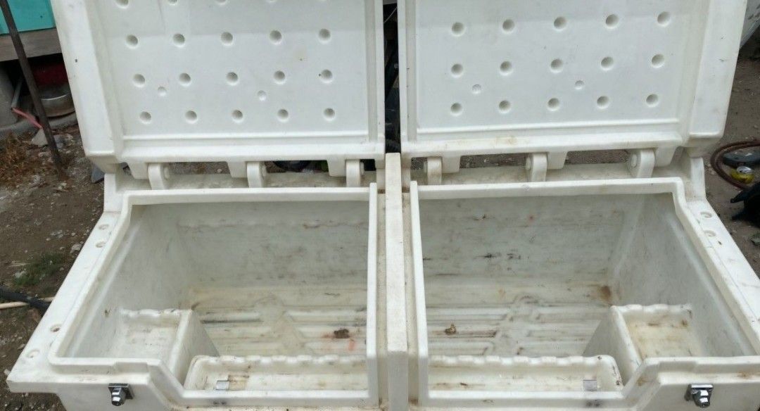 Tool Box/ Caja De Herramienta