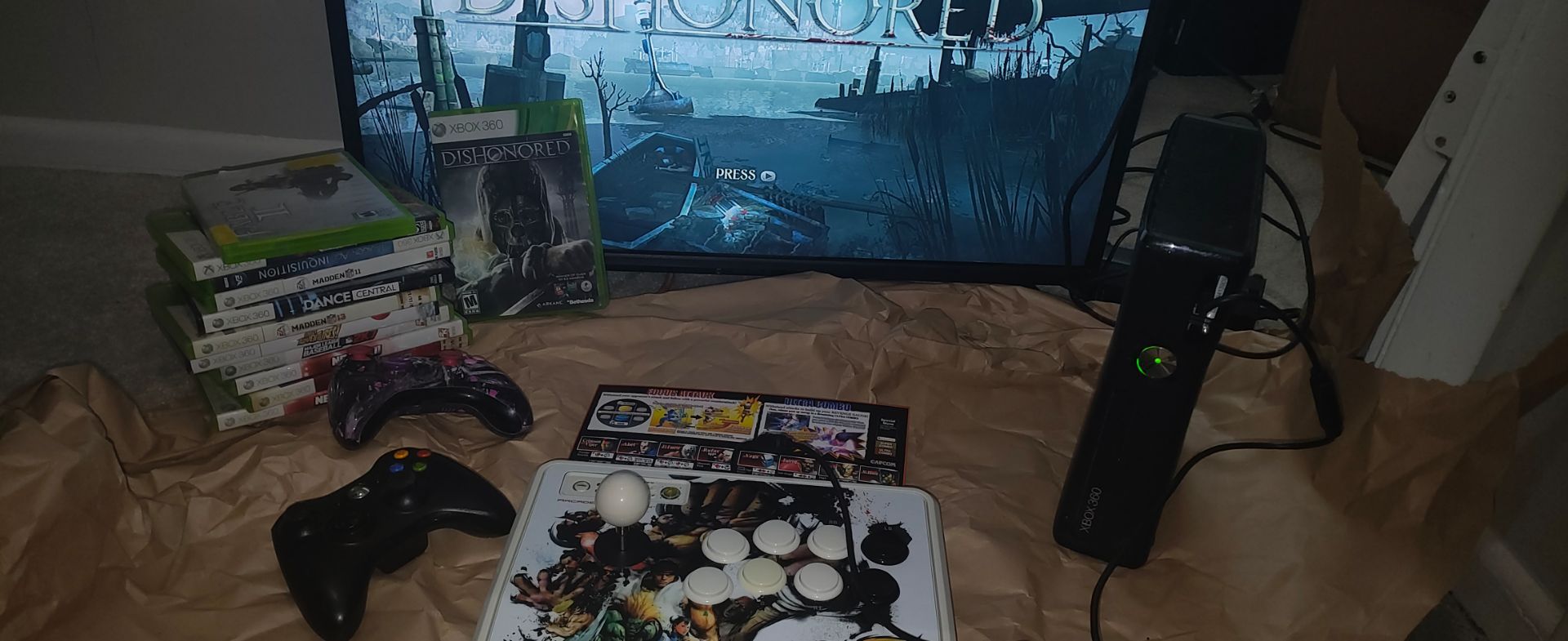 Xbox 360 with arcade fighting stick