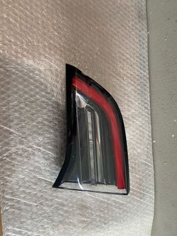2022-2023 Tesla model 3&Y right trunk light