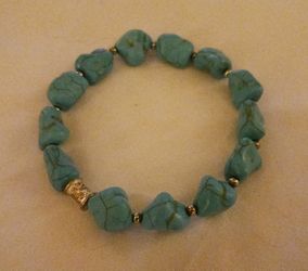 Turquoise Nugget Bead Stretch Bracelet