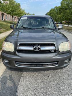 2005 Toyota Sequoia Sr5 Fully Loaded Runs 200%%%%%%%