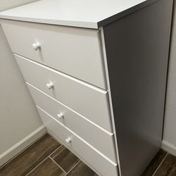 White Dresser 4 Drawer Chest 
