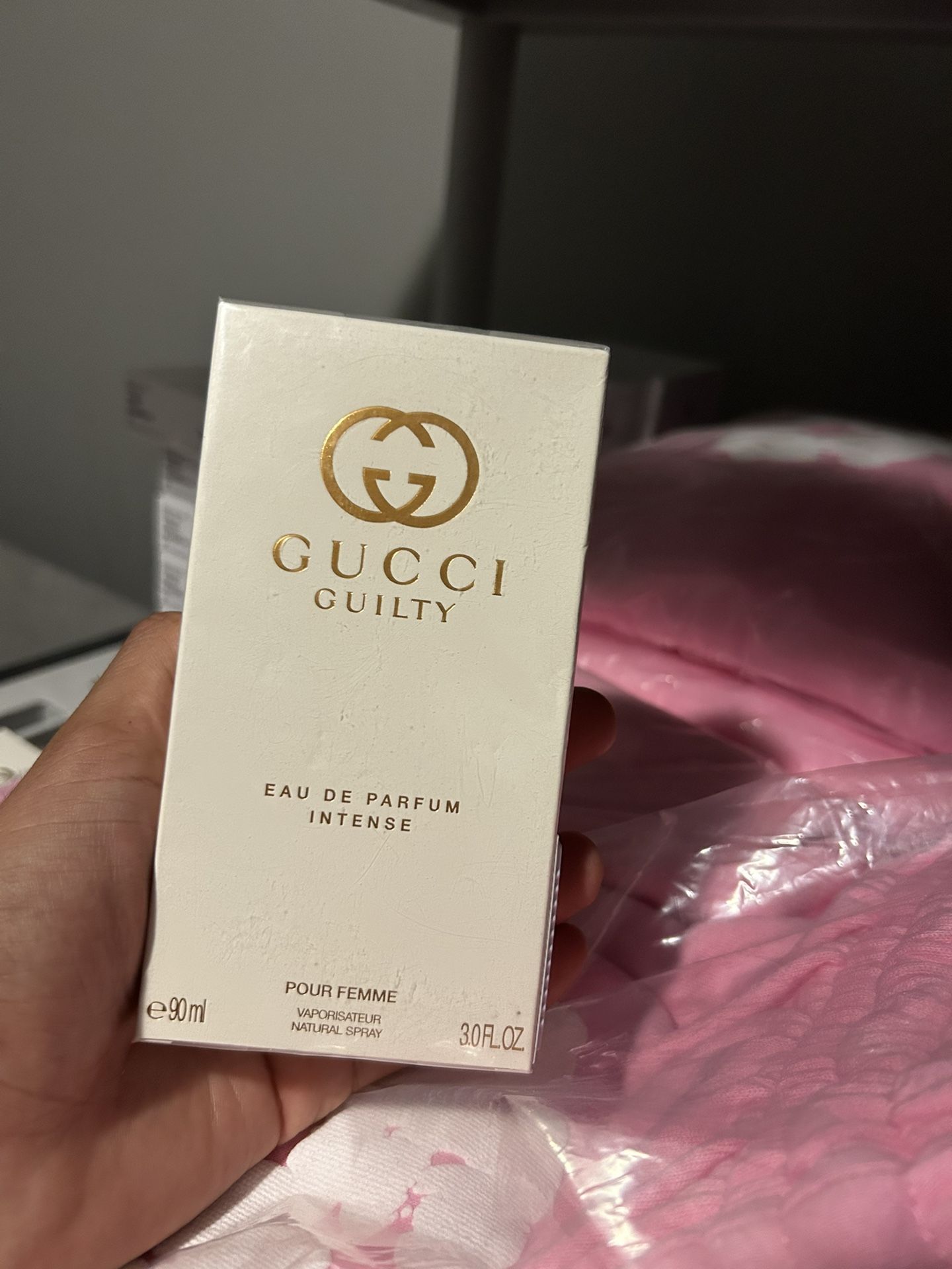 COLOGNES/PERFUMES