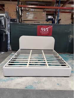 King Boucle Platform Bed NEW Wayfair FREE DELIVERY 🚚