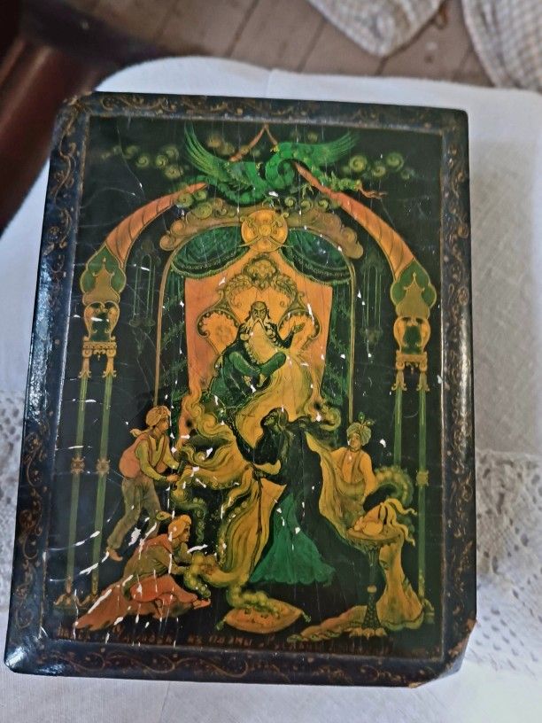 Beautiful Small Hand Painted Lacquer Box Rectangular