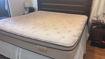 King Size Mattress + Box Spring – Great Condition