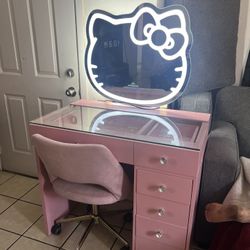 Hello Kitty Vanity Mirror + Chair Set