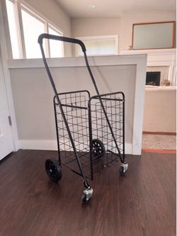 Farmer’s Market Shopping Basket, collapsible shopping cart, like new