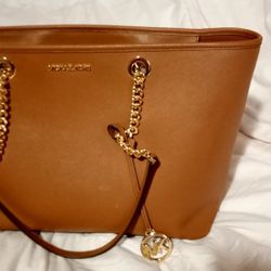 Michael Kors 👜