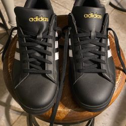 Adidas Size 11 (new) 