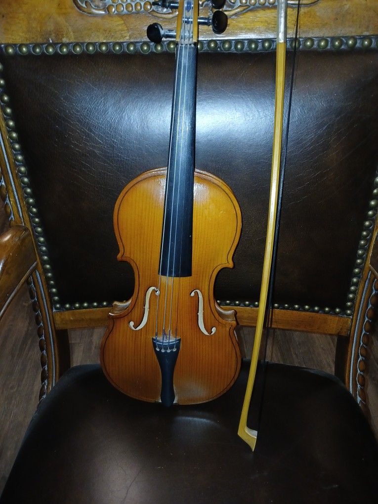 Russian Violin & Bow