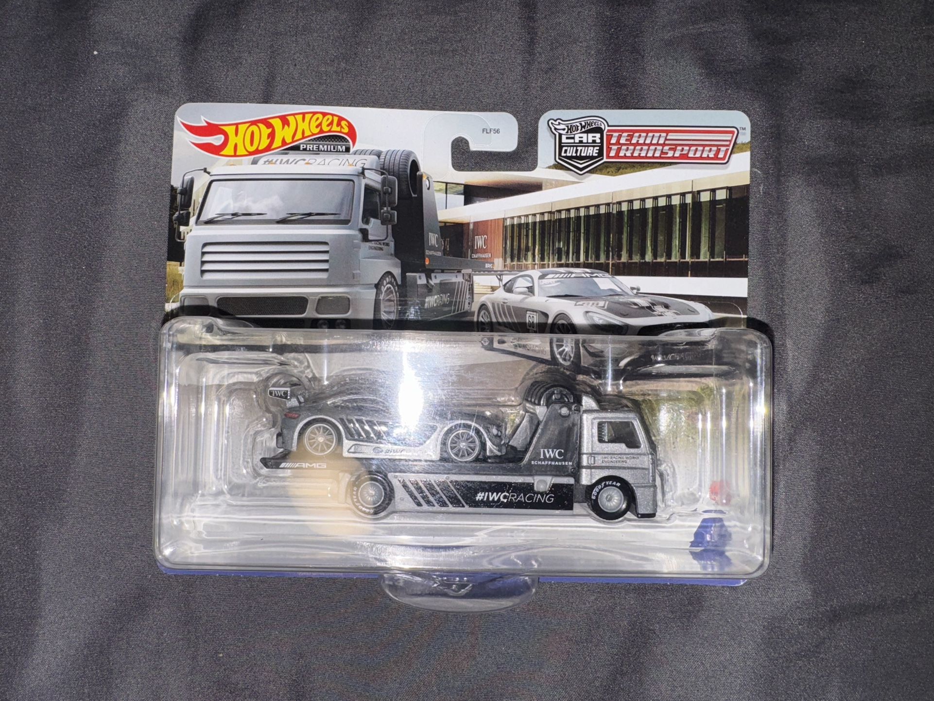 Hot Wheels Premium Team Transport '16 Mercedes-Benz AMG GT3 Fleet 1/64 Diecast