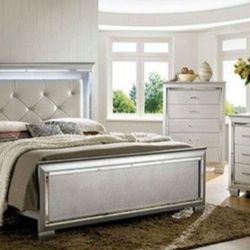 Brand New Silver Mirror 6pc Queen Size Bedroom Set  