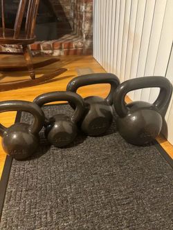 Cast Iron Kettlebell Set 25lb and 50lb