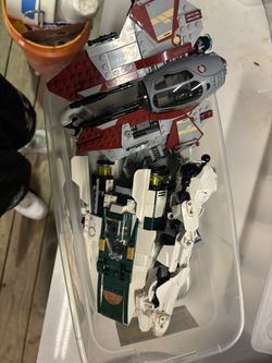 Box Of Legos Starwars Spaceships