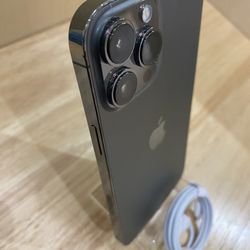 Christmas Special !!! IPhone 13 Pro Max  Black 128 Gb Unlocked For Any Carrier / Liberado Para Cualquier Compañía 