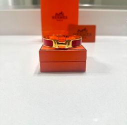 HERMÈS Bracelet Bangle