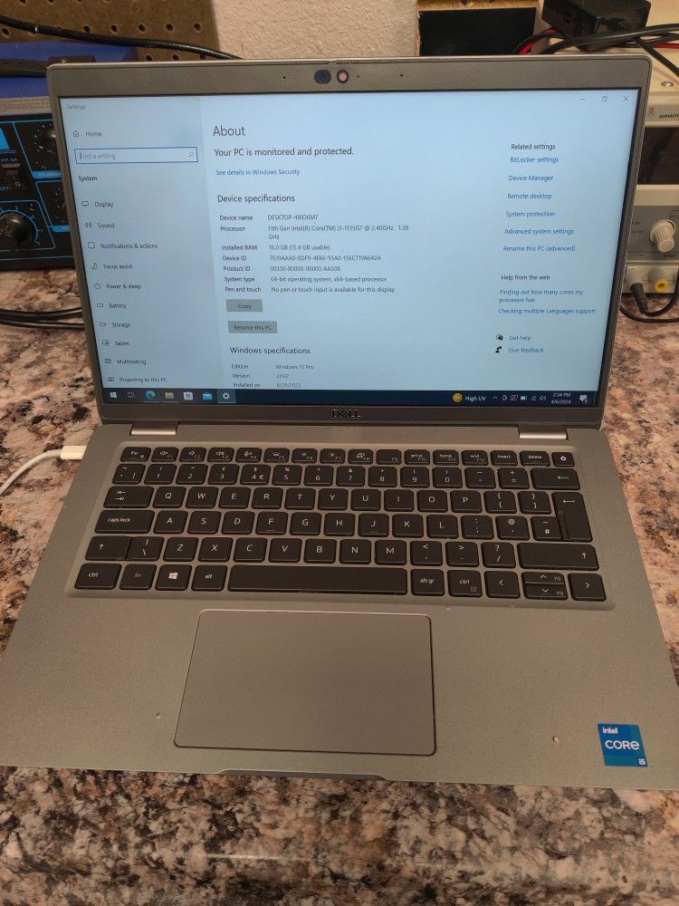 DELL PC Laptop Computer 