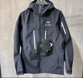 Arc’teryx Alpha SV Jacket