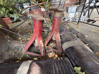 Pair of Heavy-Duty Jack Stands