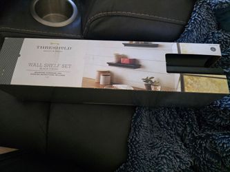 Wall shelf