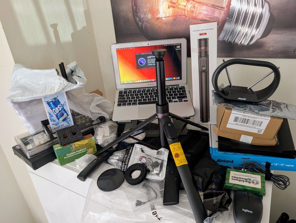 Many Things For Sale (MacBook, Lenovo Legion go accessories, Viture AR glasses accessories, DCX Keycaps, Switches, More Stuff More Accessories