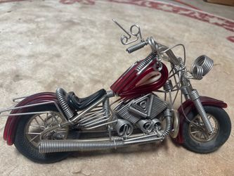 Handcrafted Wire Art Motorcycle Sculpture – Metal Chopper with Red Accents