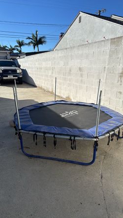Free trampoline